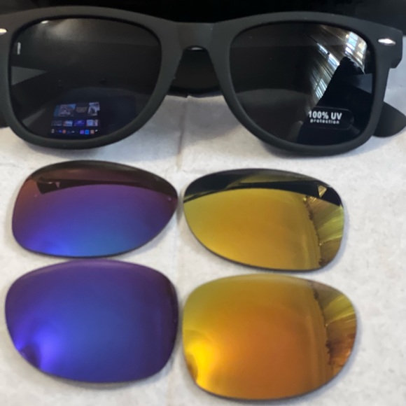 Sunglasses 100% UV Protection - Picture 1 of 2